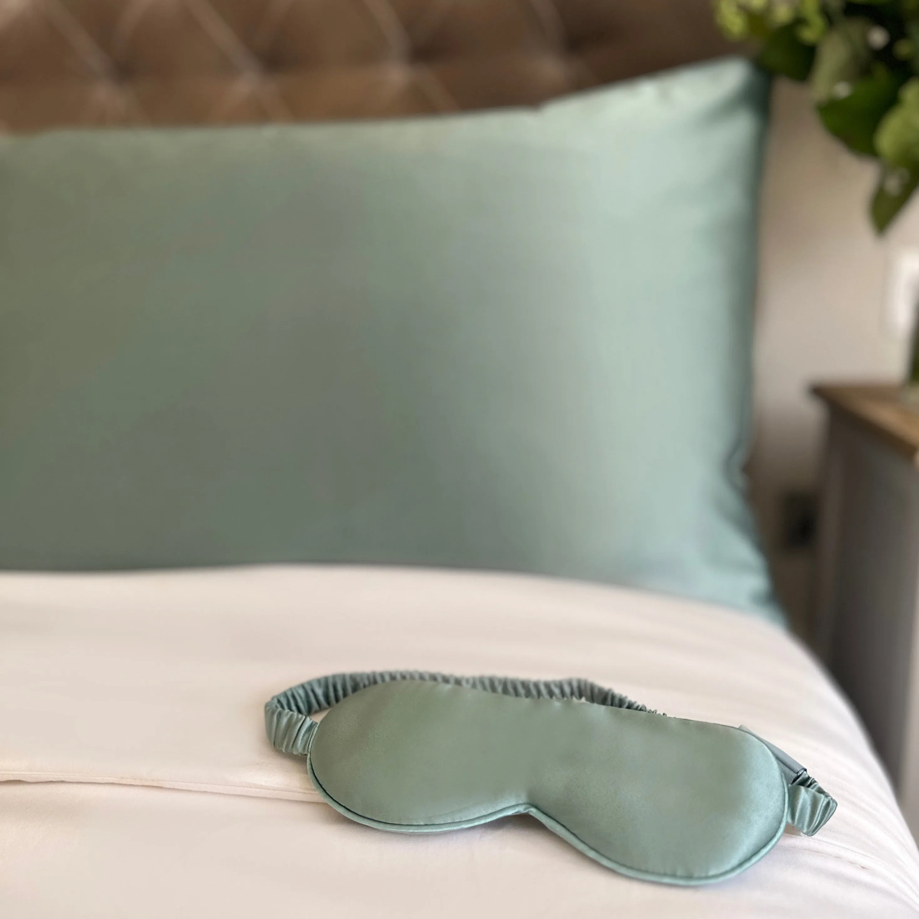 The Pure Silk Eye Mask