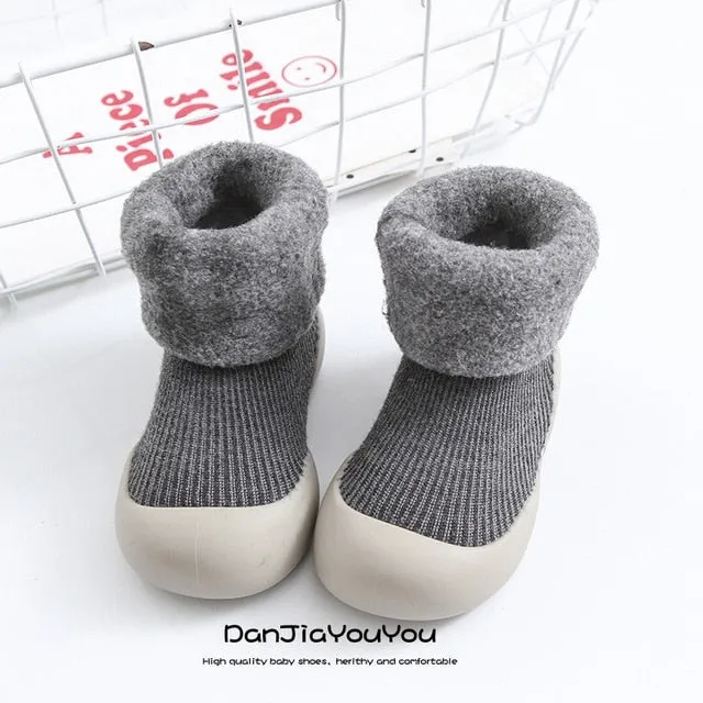 thickened-socks-shoes-super-warm-for-kids-and-babies-9