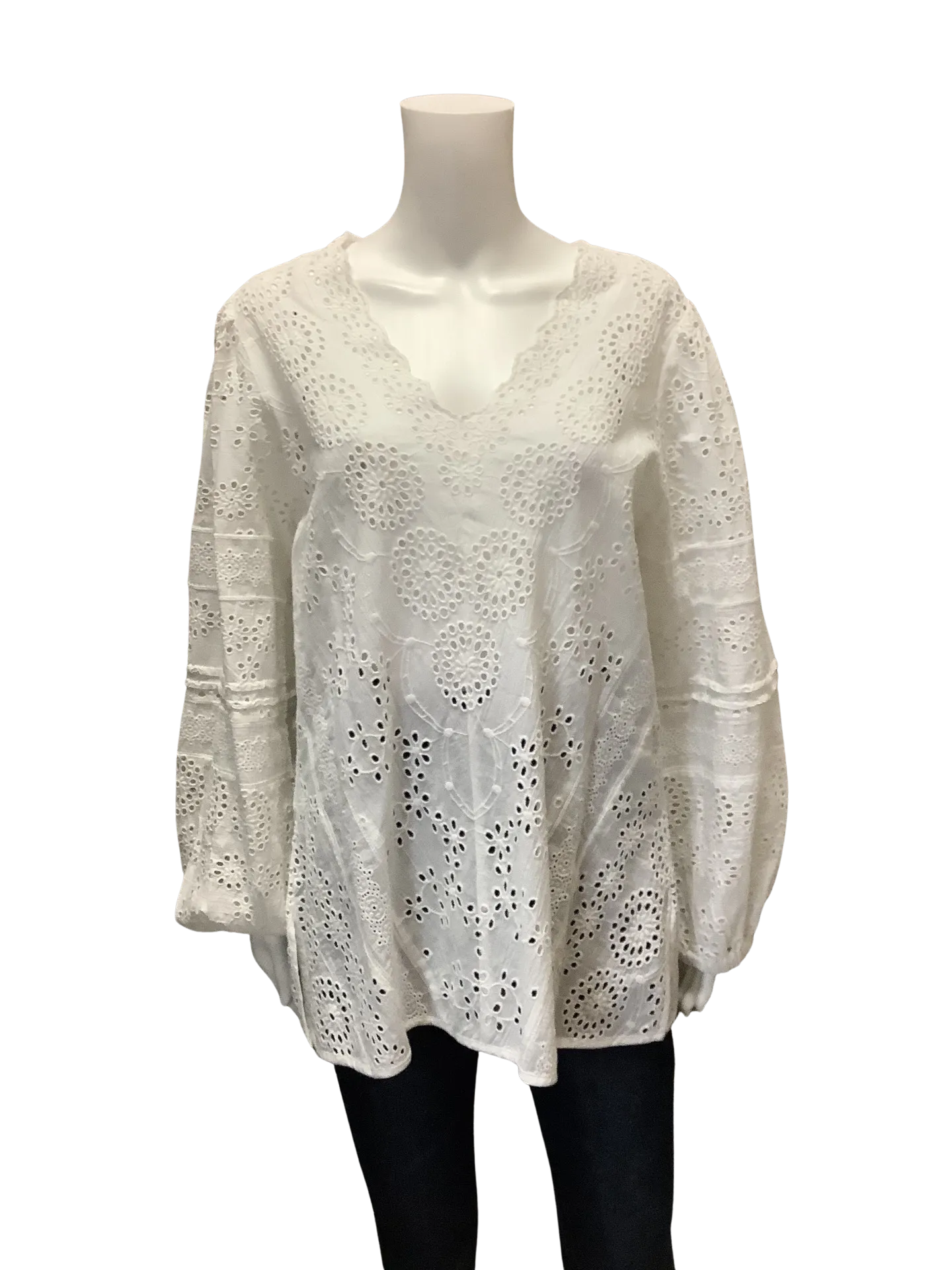Tolani Women's Top White  Size: S