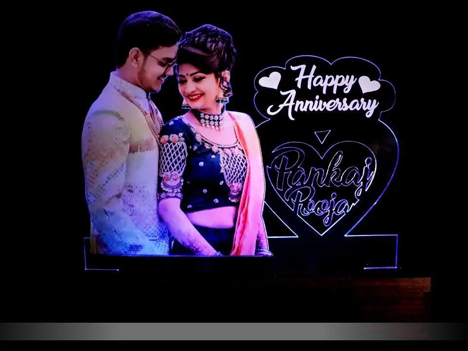 Valentine Special Gift - Customized Couple LED Table Lamp