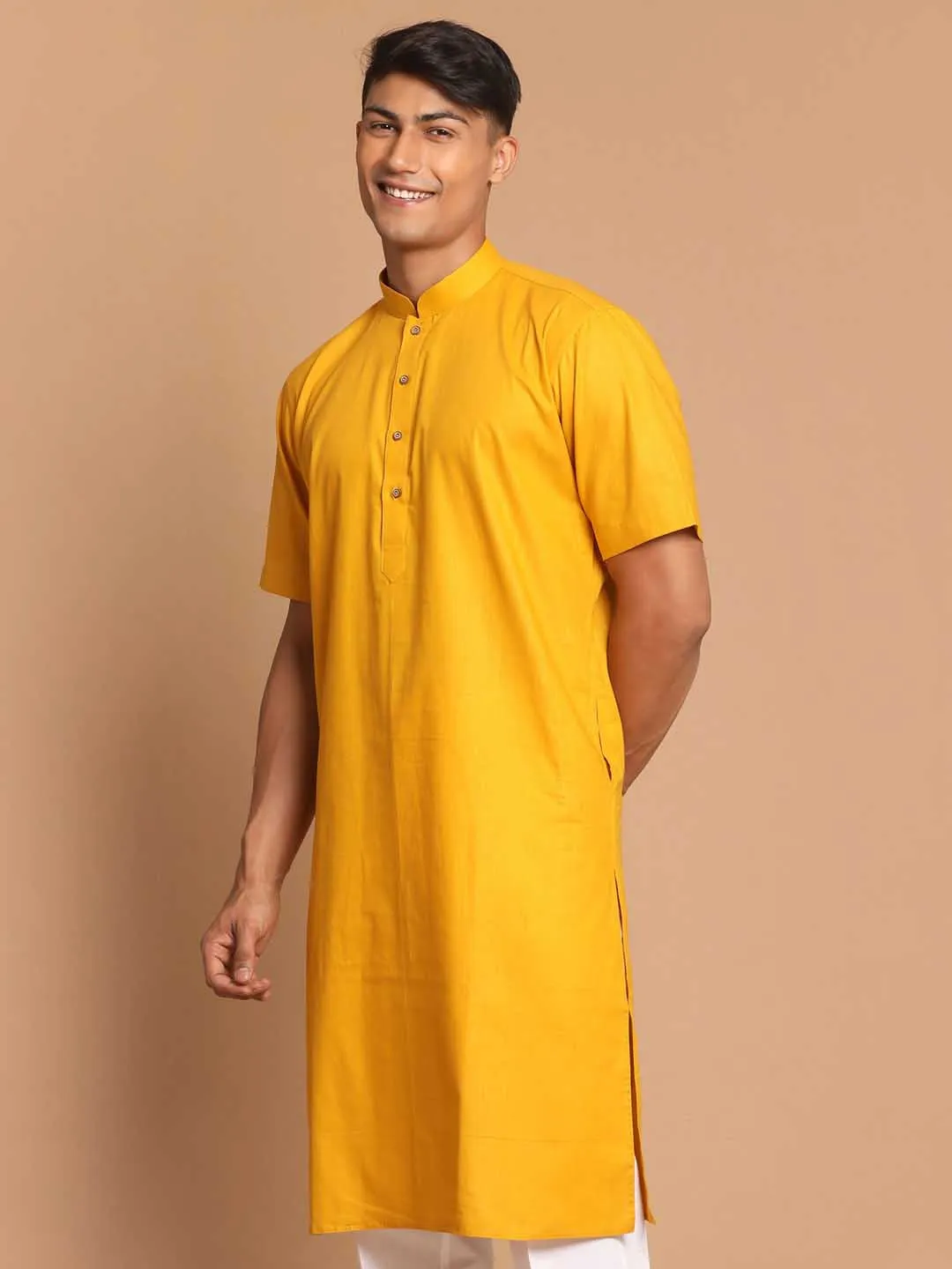 VASTRAMAY Men's Mustard Solid Kurta