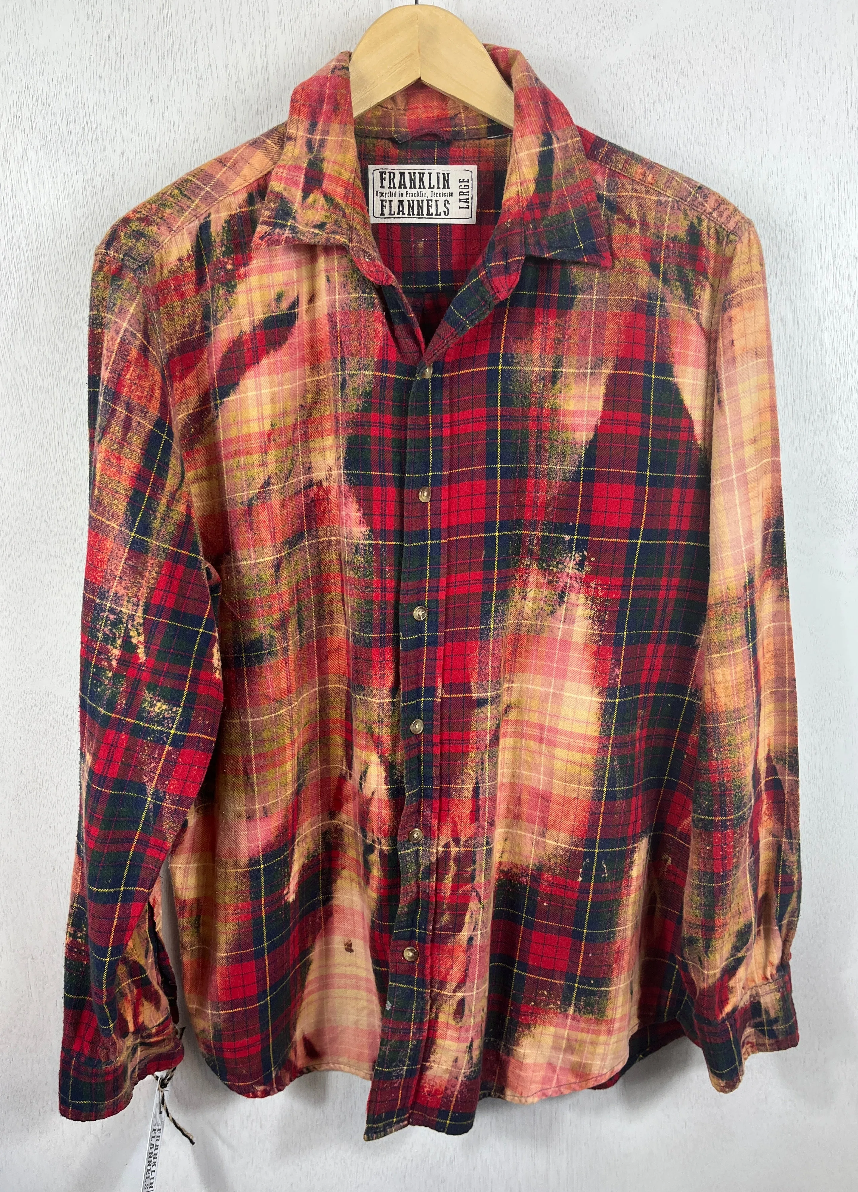 Vintage Red, Green and Gold Flannel Size Large
