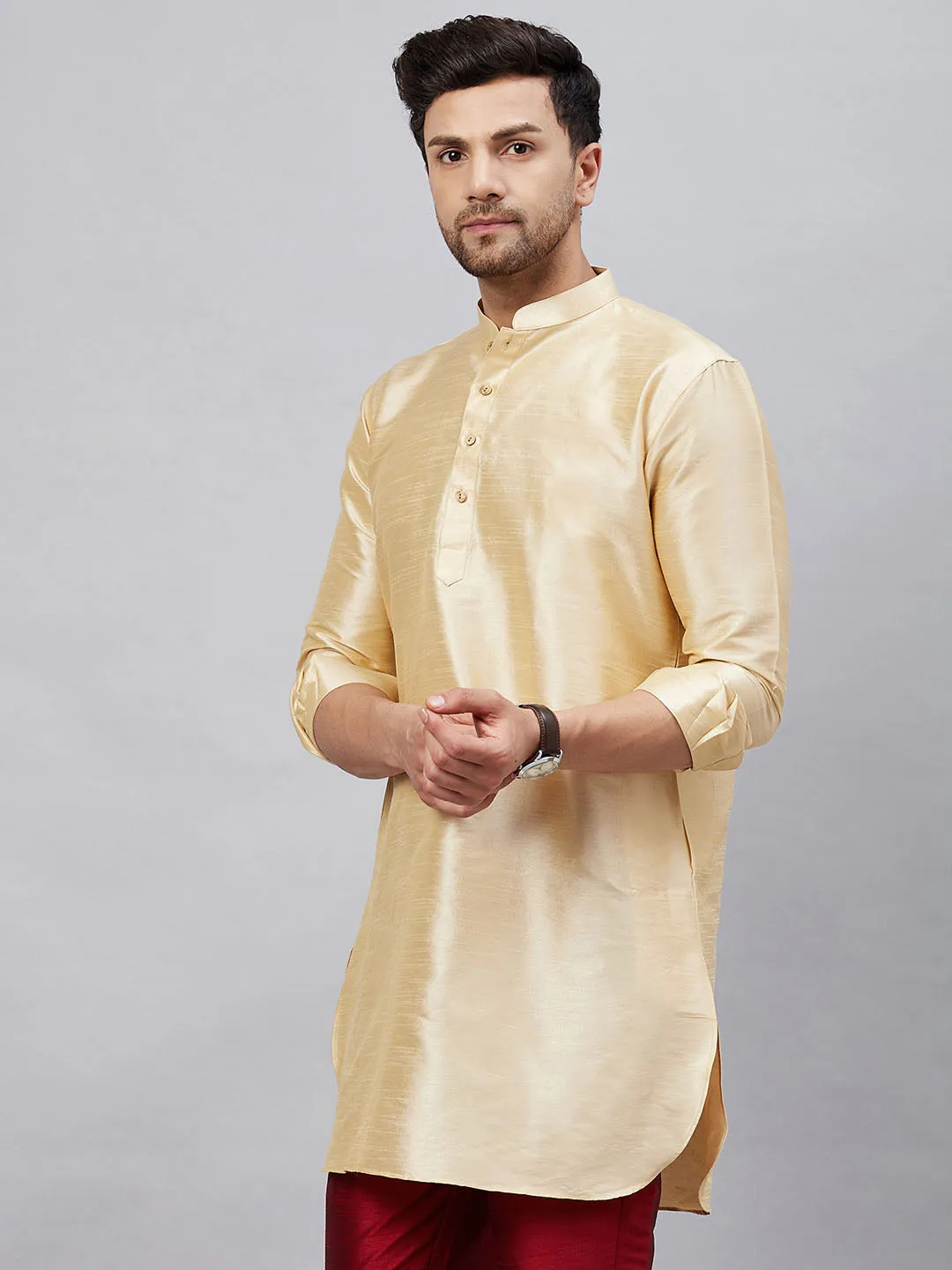 VM By VASTRAMAY Men's Gold Silk Blend Curved Kurta