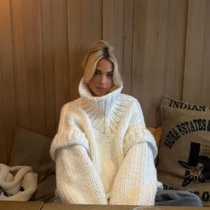 Vvsha Carolla Knitted Oversize Sweater