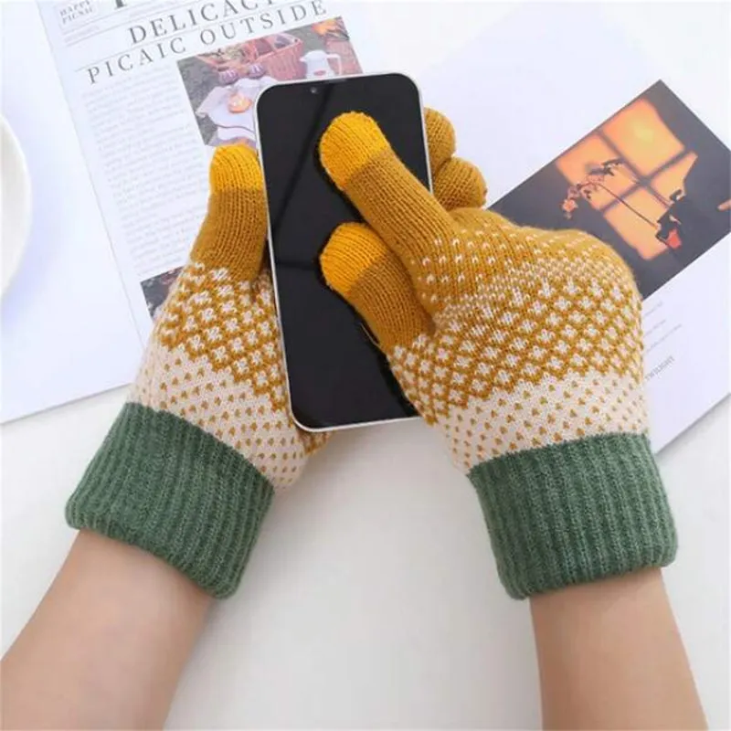 Warm Colour Block Gloves
