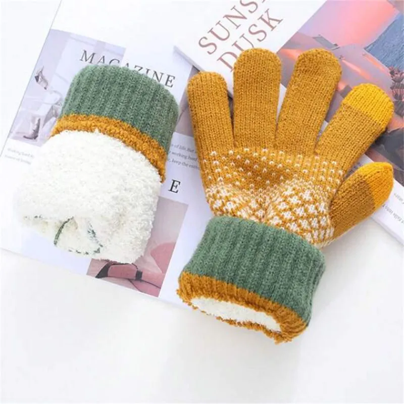 Warm Colour Block Gloves