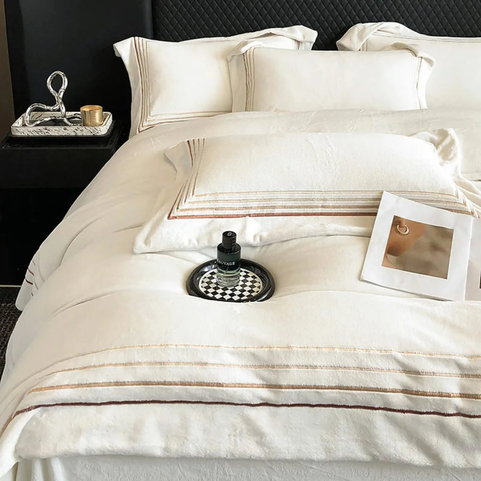 Warm Thickened Milk Velvet Bedding Set Four Lines Embroidery Duvet Cover Set Bed Sheet Or Elastic Band Fitted Sheet Pillowcases