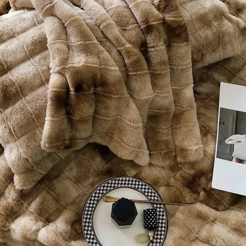 Winter Luxe Plush Bedding Set
