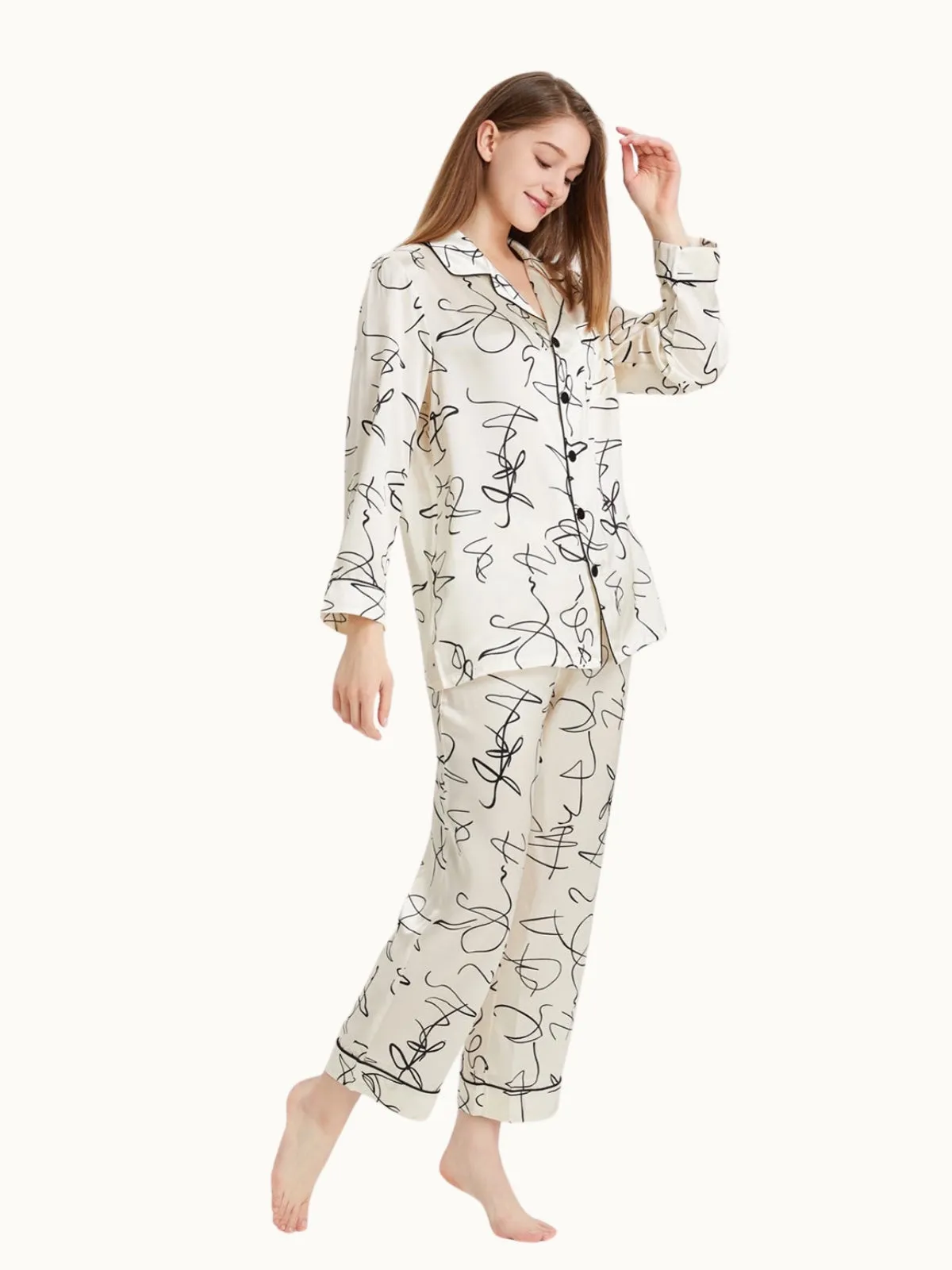 Women Artistic Graffiti Printed Silk Pajamas Set