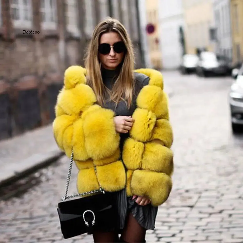 Women Winter Thickened Warm Fur Coat 
Long-sleeve/Hooded