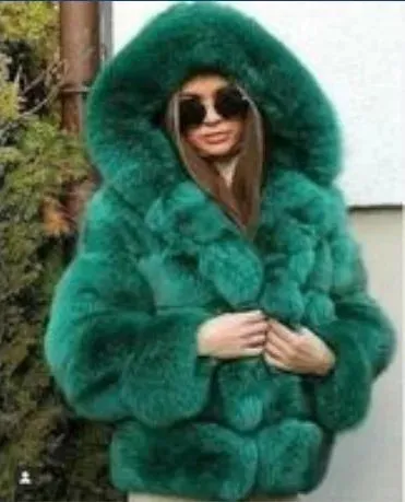Women Winter Thickened Warm Fur Coat 
Long-sleeve/Hooded