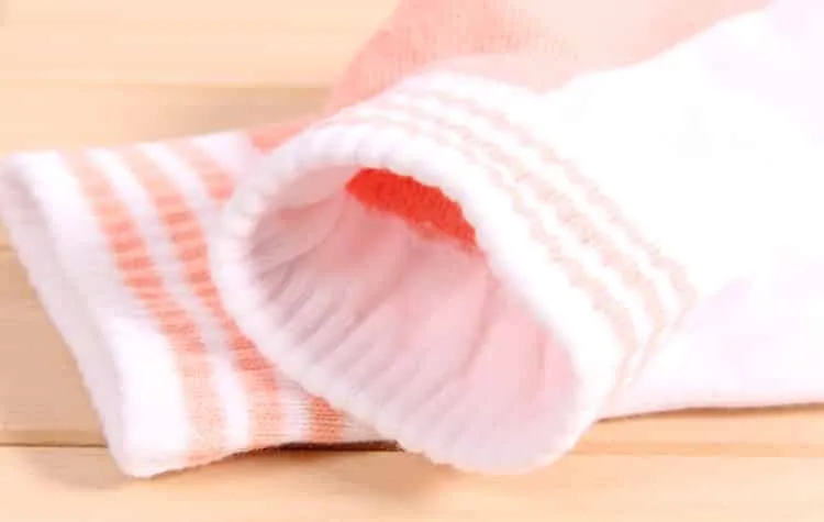 Women's Classic Retro Design Cotton Anklet Quarter Socks