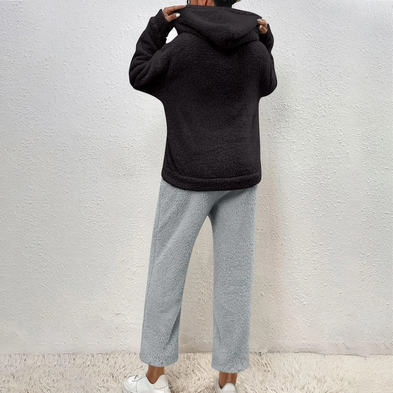 Womens Fleece 2 Piece Outfits Sherpa Fall Winter Warm Hoodies for Women Flannel Fleece Lined Sweatpants Lounge Set