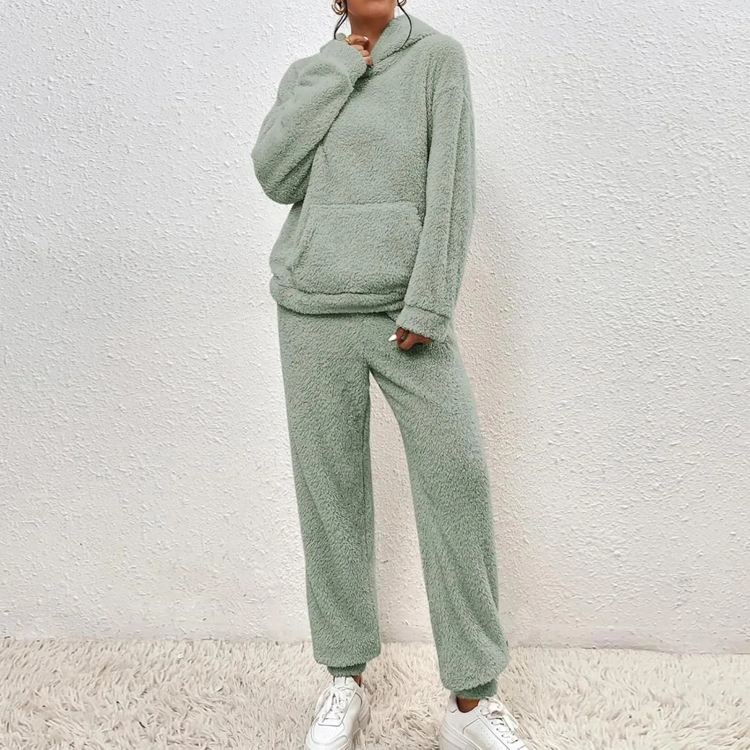 Womens Fleece 2 Piece Outfits Sherpa Fall Winter Warm Hoodies for Women Flannel Fleece Lined Sweatpants Lounge Set