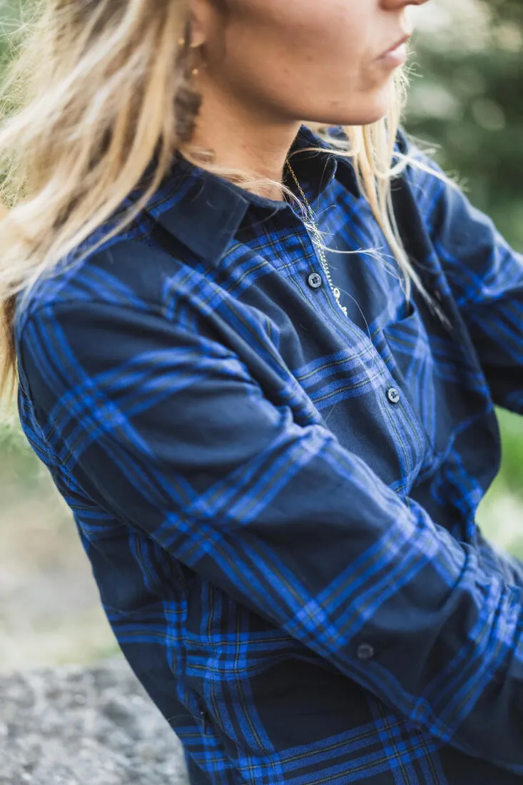 Women’s Long-sleeved Shirt - Travel 100