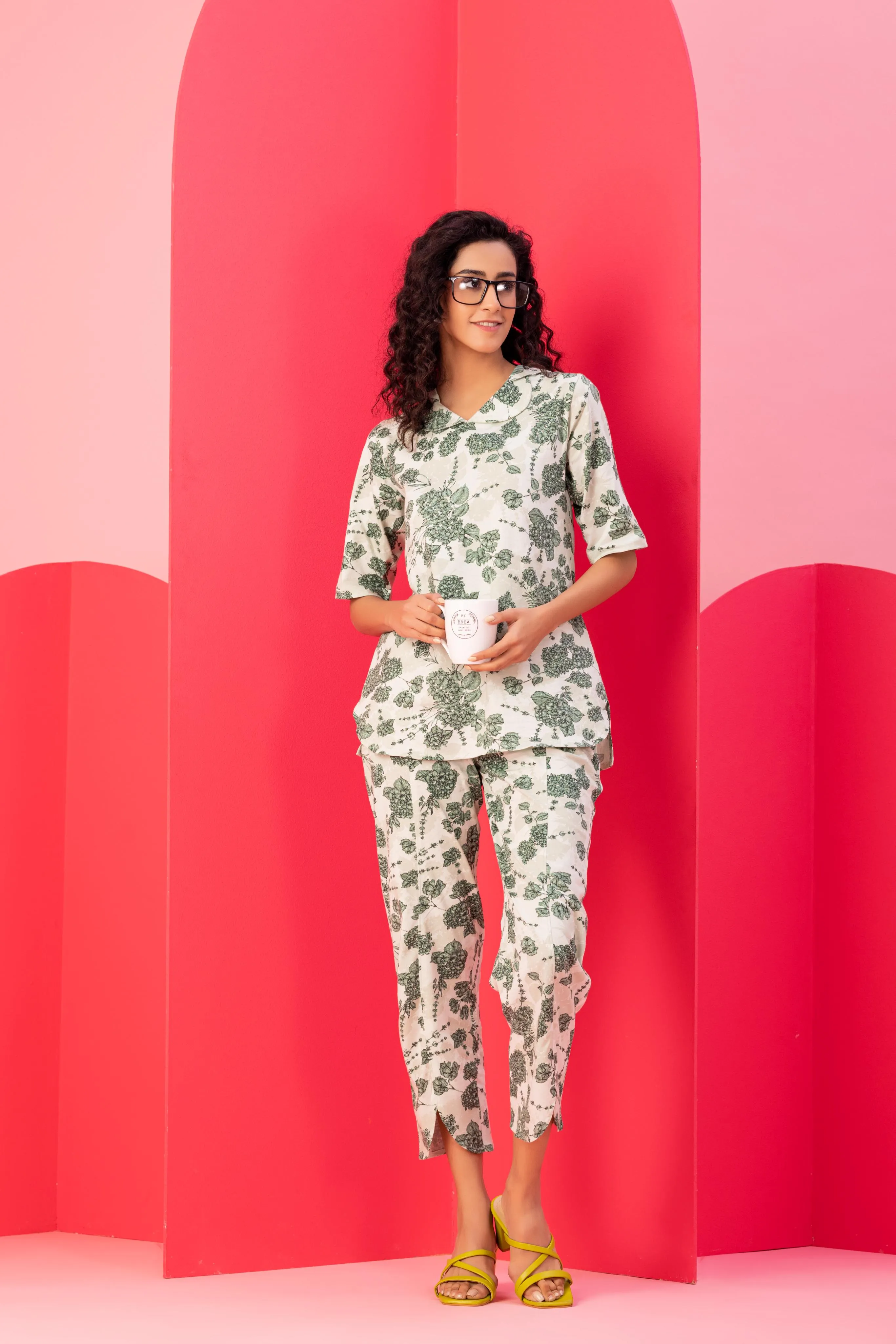 Women’s Printed Cord Set With Lapel Collar